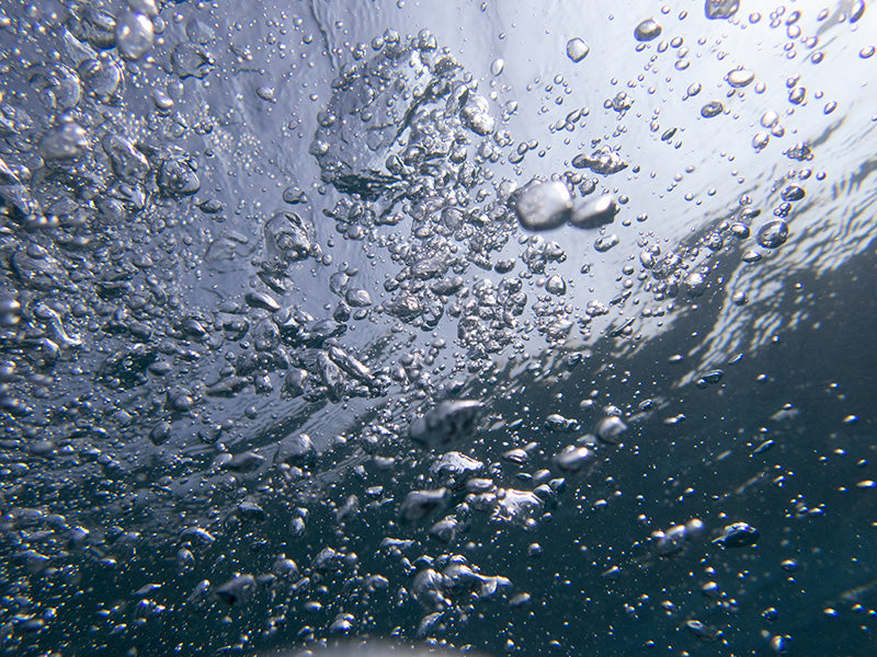 Photography of Bubbles Underwater: Ethereal Beauty