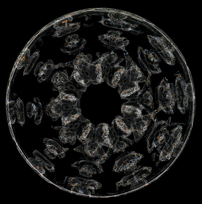 Cymatics Mirage: Gravitational Waves in Einsteinian Splendor through Photography