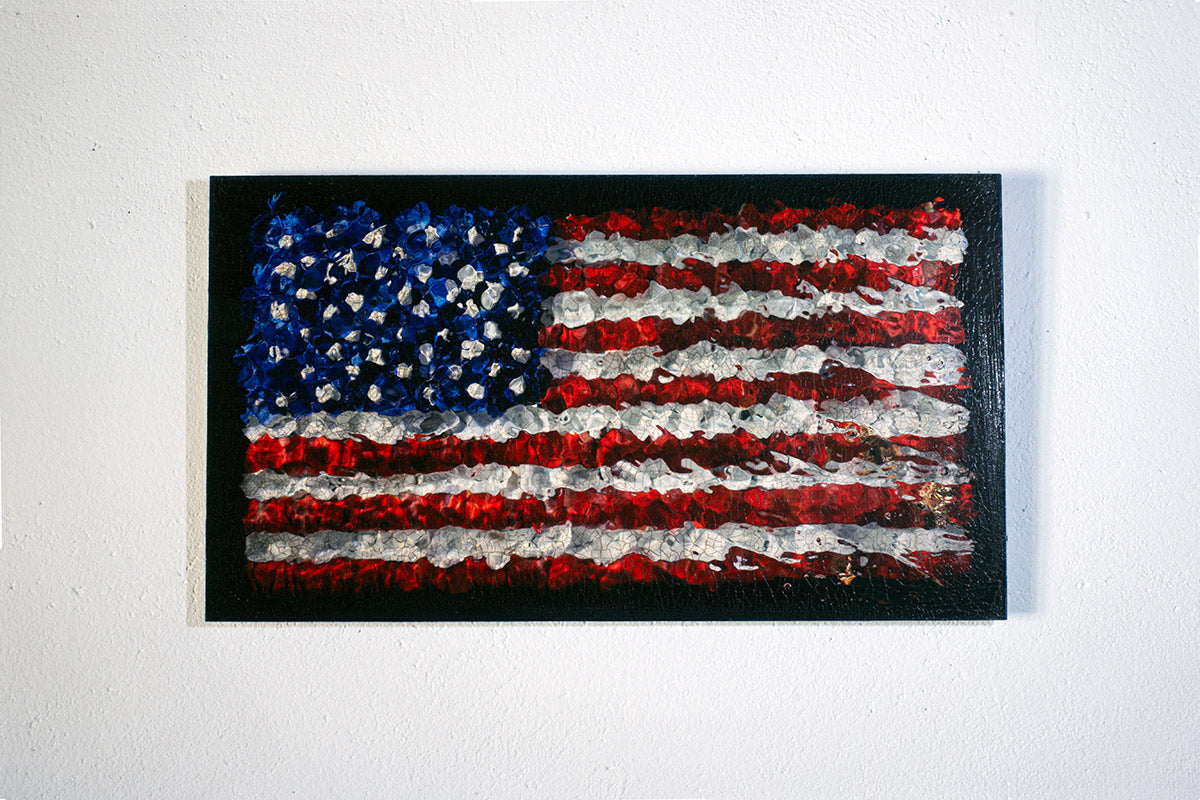 Patriotic wall art in floral sculpture form