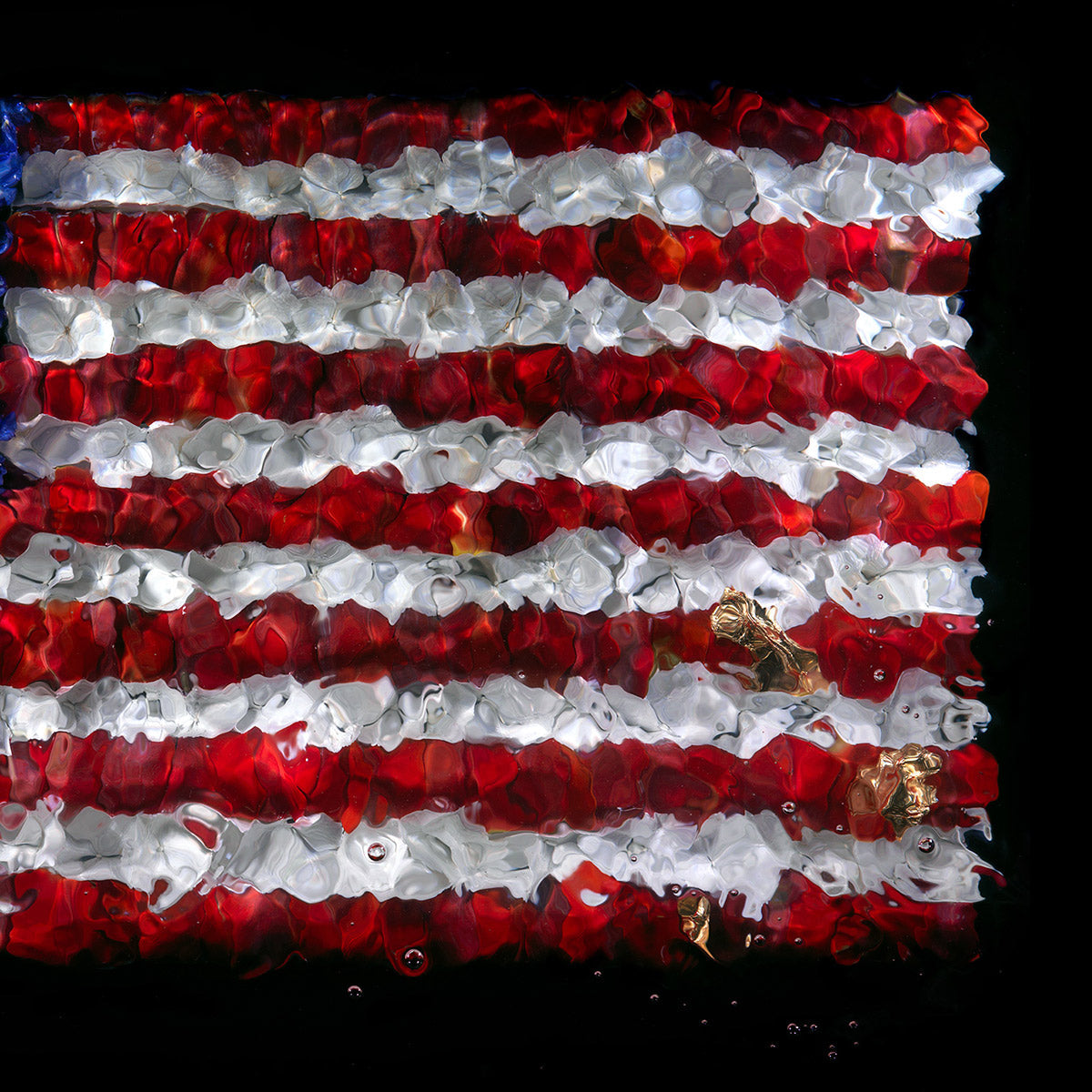 Underwater floral sculpture of American Flag in 4K