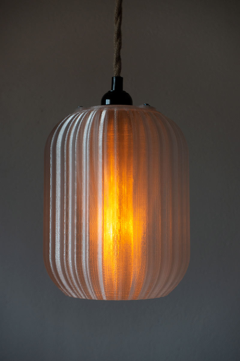 Sustainable 3D printed light fixture with texture