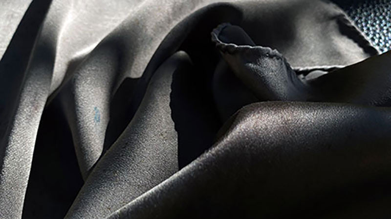 Zero-waste silk scarf printed using natural elements