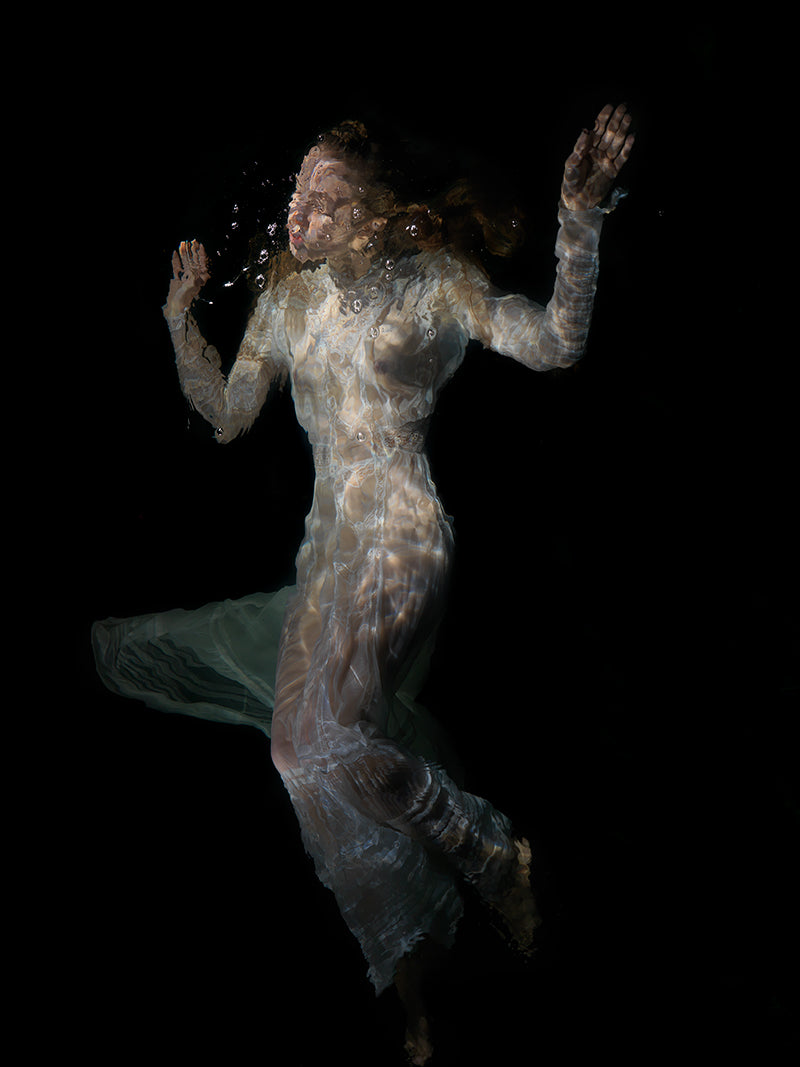 Underwater Baroque: Captivating Photography Inspired by Caravaggio