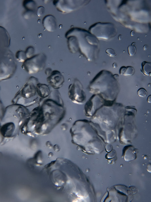 Underwater Bubble Textures: A Photographic Study