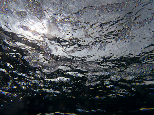 Submerged Air: Artistic Expressions in Bubbles